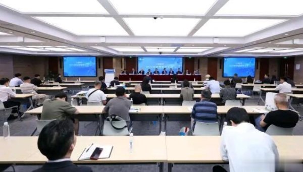 非常谋略 2752亿营收+合规风波, 上海医药2024年度股东大会透露哪些信号?